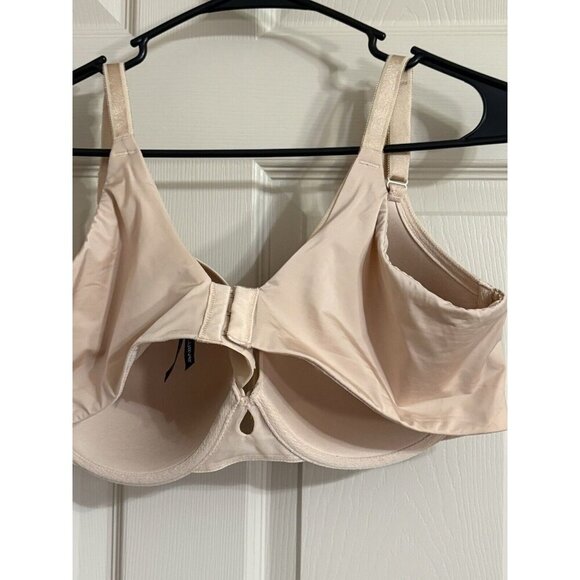 Torrid-Bra Size 40D Beige With Cut Out Underwire - Picture 4 of 6